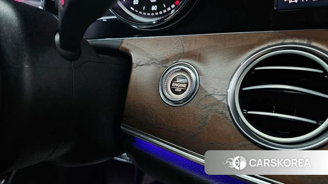 Mercedes-Benz E-Class W213 id 4482898 из Кореи 27