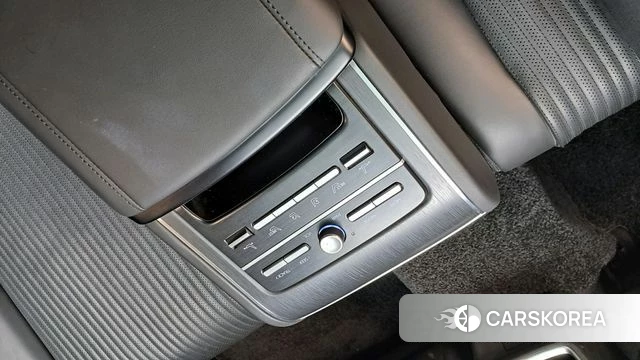 Hyundai Grandeur (GN7) id 4500019 из Кореи 27