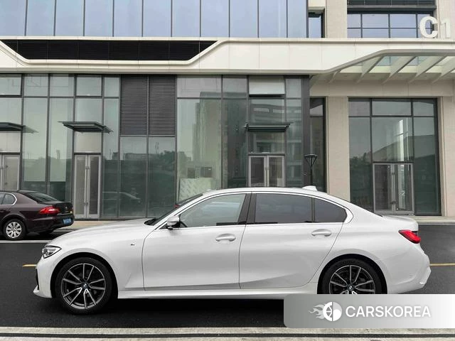 BMW 3 series id 4261906 из Китая 27