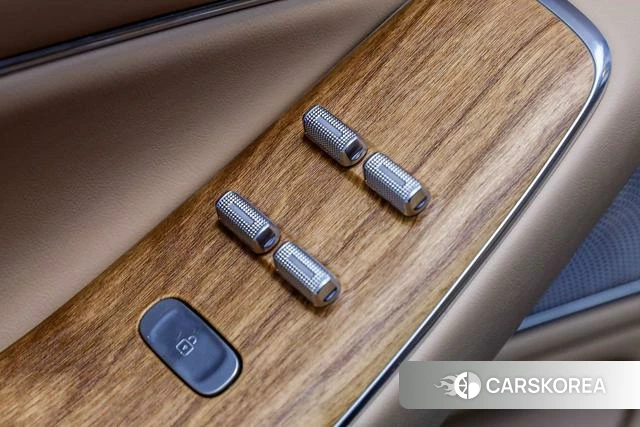 AITO Ask the world M8 id 3983158 из Китая 27