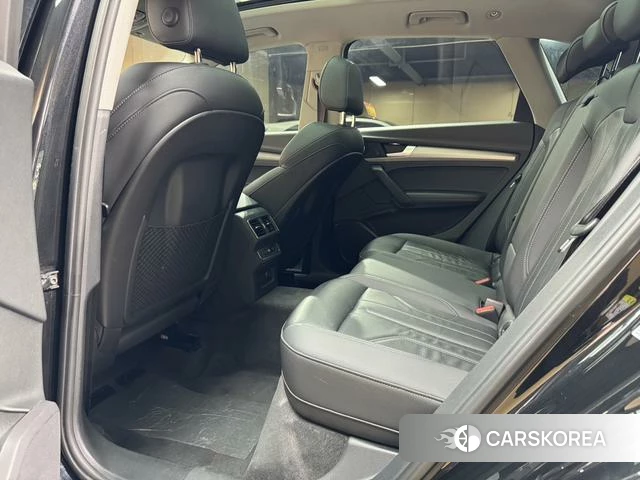 Audi Q5L Sportback id 4261588 из Китая 27