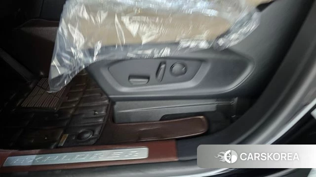 Ford Explorer 6th Generation id 4506502 из Кореи 27