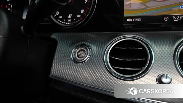 Mercedes-Benz E-Class W213 id 4582131 из Кореи 27