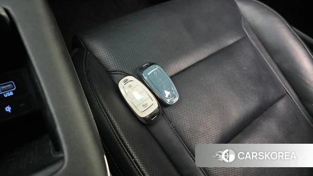 Hyundai The New Grandeur IG id 4225066 из Кореи 27