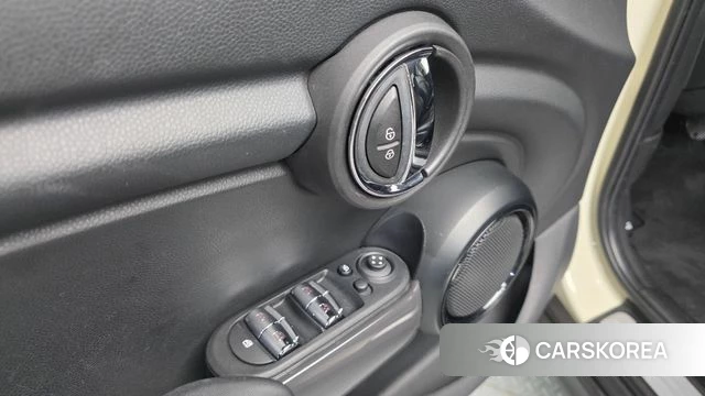 Mini Cooper id 4318026 из Кореи 27