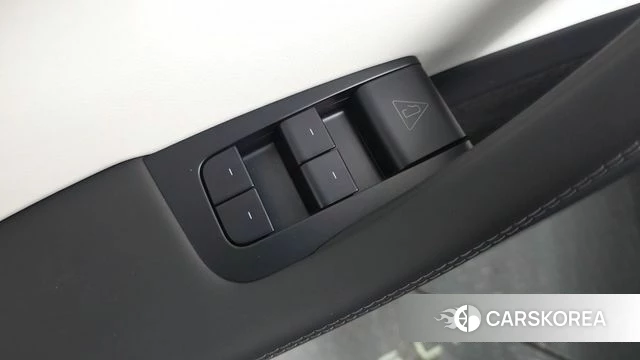 Tesla Model Y id 4719680 из Кореи 27