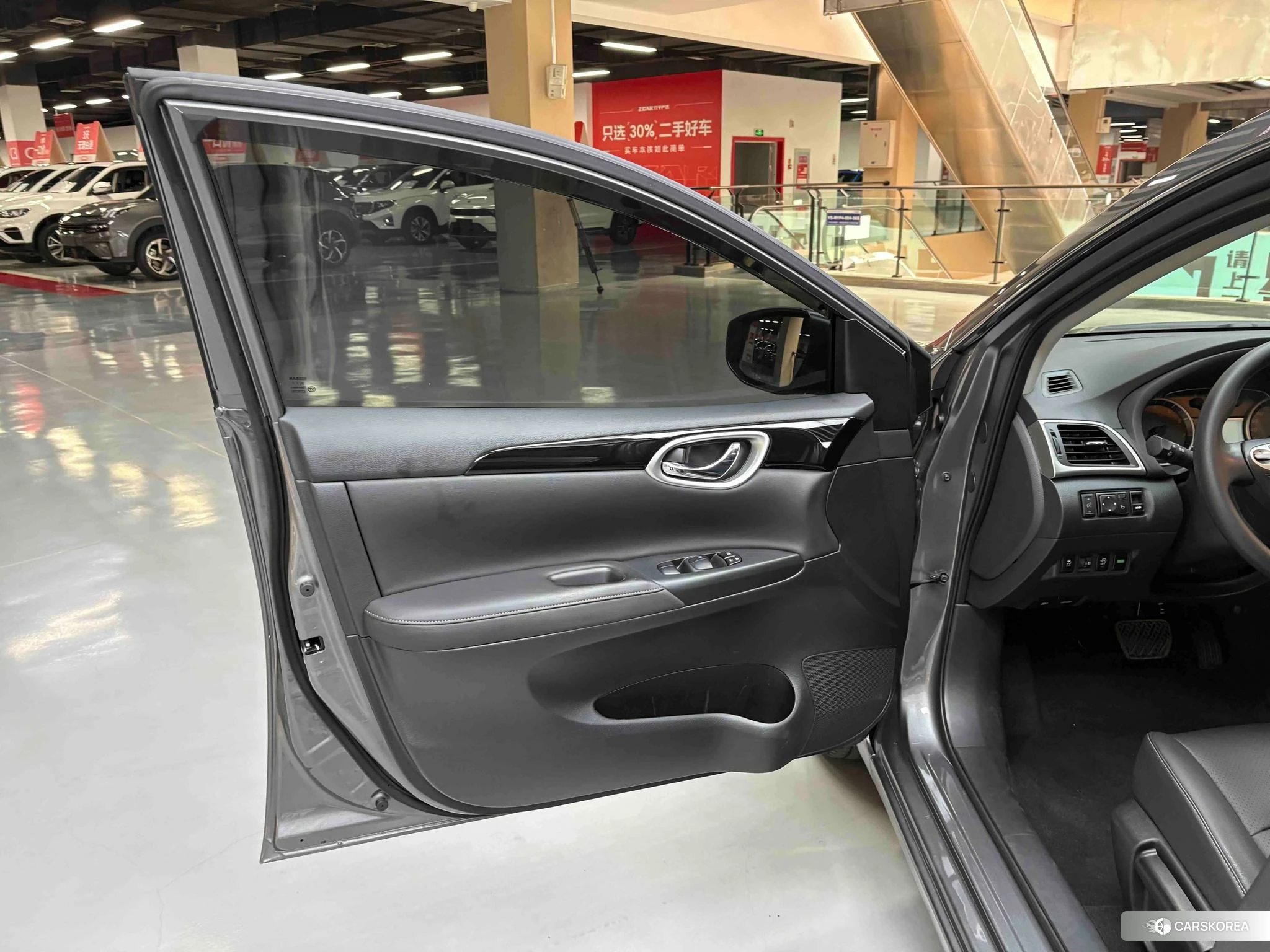 Nissan Xuan Yi id 4492969 из Китая 27
