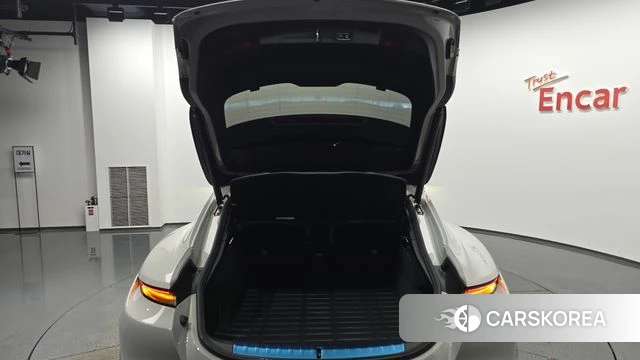 Porsche Taycan id 4591432 из Кореи 27