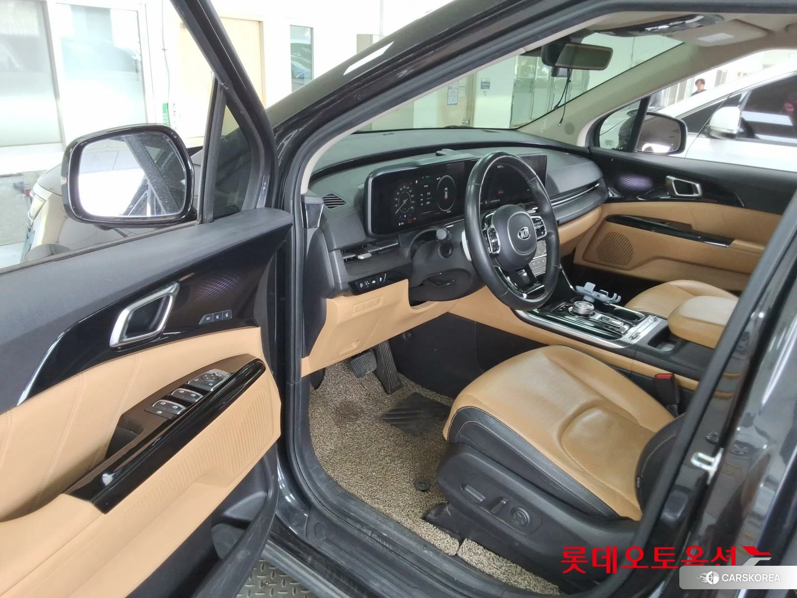 Kia Carnival id 3888403 из Кореи 27