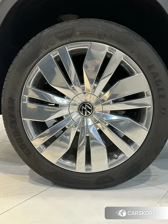 Volkswagen Tourang id 4211236 из Китая 27
