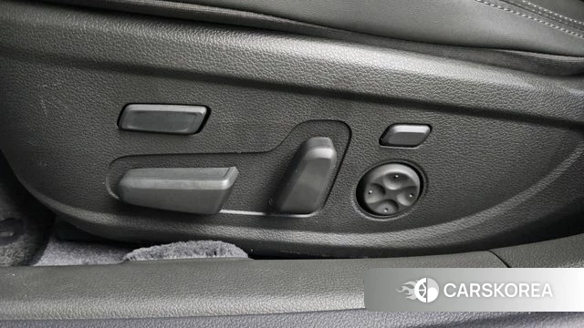 Hyundai The New Grandeur IG id 4396128 из Кореи 27