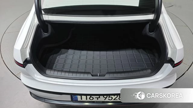 Hyundai Grandeur Hybrid (GN7) id 4691353 из Кореи 27