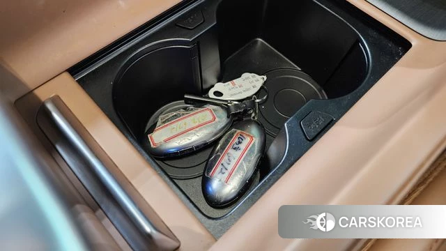 Hyundai Grandeur Hybrid (GN7) id 4935450 из Кореи 27