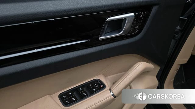 Porsche Cayenne (PO536) id 4551738 из Кореи 27