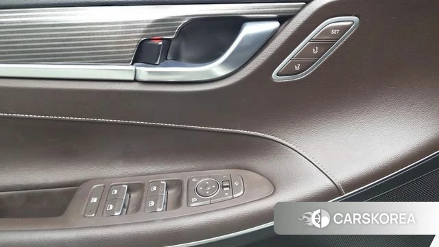 Hyundai Grandeur IG id 4471556 из Кореи 27