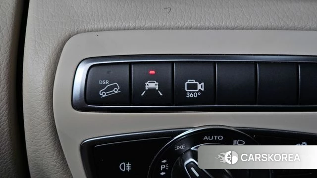 Mercedes-Benz V-Class id 4584846 из Кореи 27