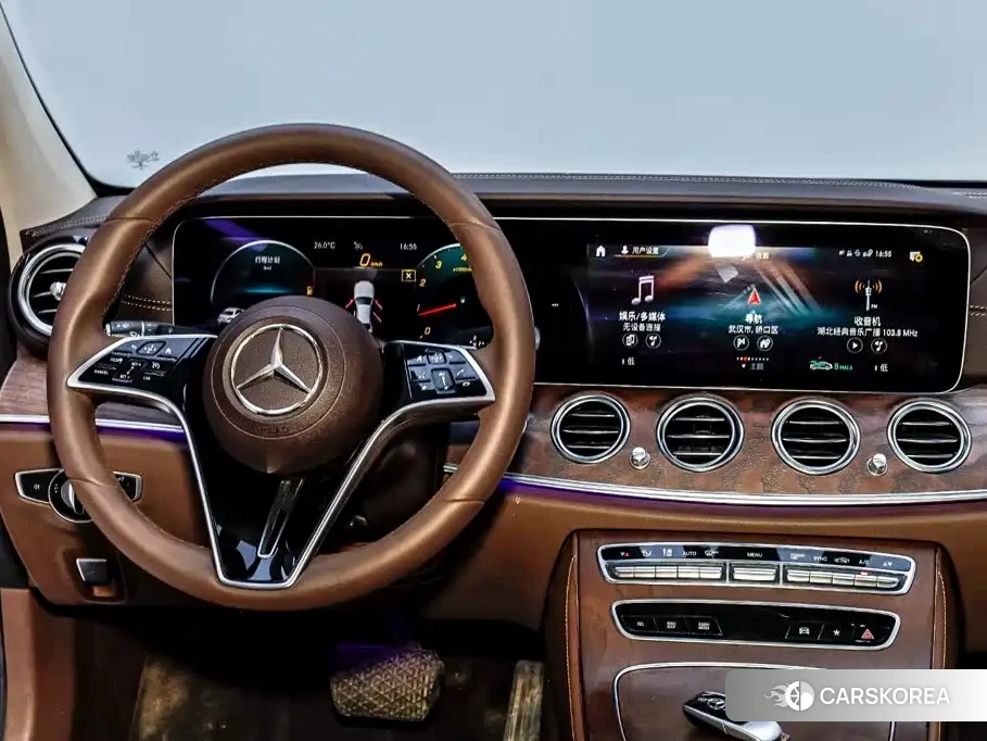 Mercedes-Benz E-Class id 4634719 из Китая 27
