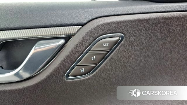 Hyundai The New Grandeur IG id 4603709 из Кореи 27