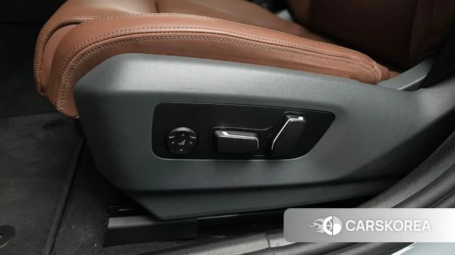 BMW 5 Series (G60) id 4682027 из Кореи 27