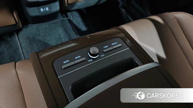 Hyundai Grandeur (GN7) id 4493684 из Кореи 27