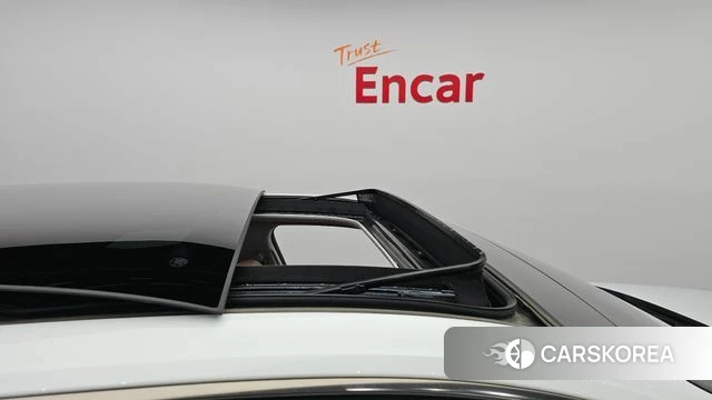 Hyundai Grandeur Hybrid (GN7) id 4584728 из Кореи 27
