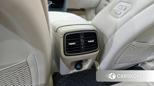 Genesis G70 id 4325629 из Кореи 27