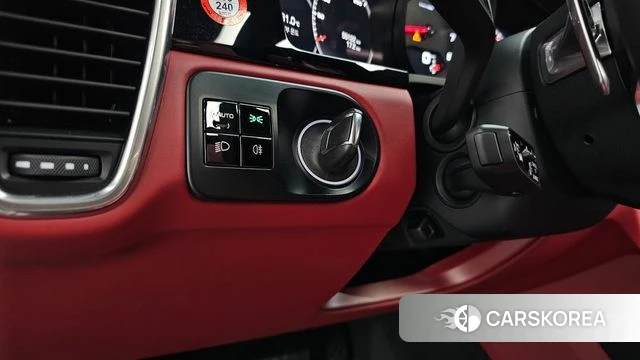 Porsche Cayenne (PO536) id 4632582 из Кореи 27