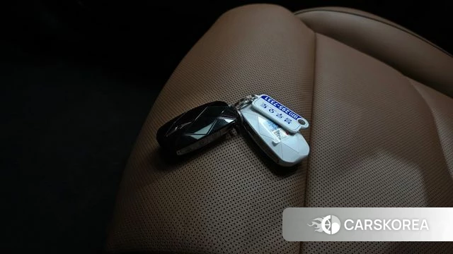 Genesis GV70 id 4590698 из Кореи 27