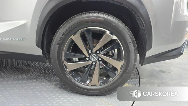 Lexus NX300h id 4424691 из Кореи 27