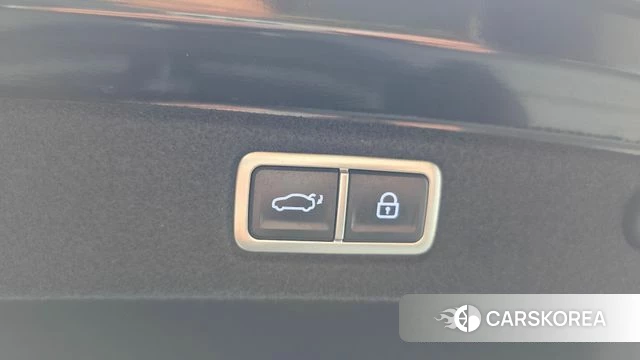Hyundai Grandeur Hybrid (GN7) id 4427916 из Кореи 27