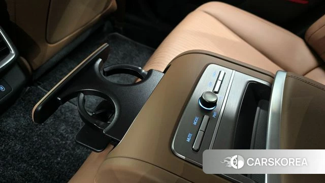 Hyundai Grandeur Hybrid (GN7) id 4249001 из Кореи 27