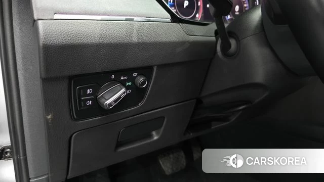Volkswagen Passat GT (B8) id 4871931 из Кореи 27