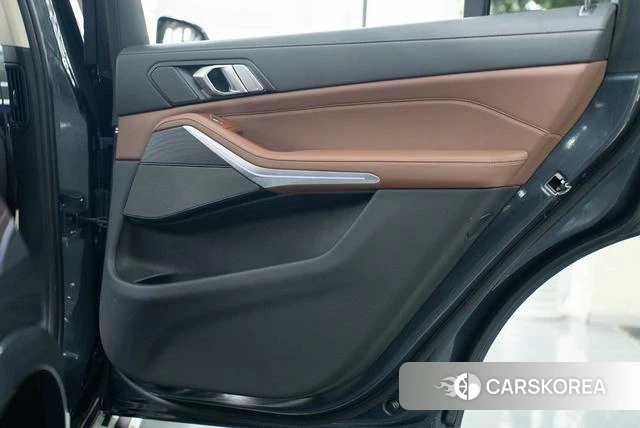 BMW X7 id 4217397 из Китая 27