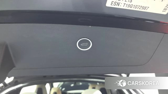 Tesla Model X id 4225279 из Кореи 27