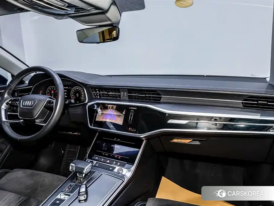 Audi A7L id 4601169 из Китая 27
