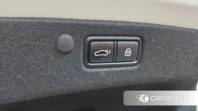 Hyundai The New Grandeur IG Hybrid id 4410530 из Кореи 27