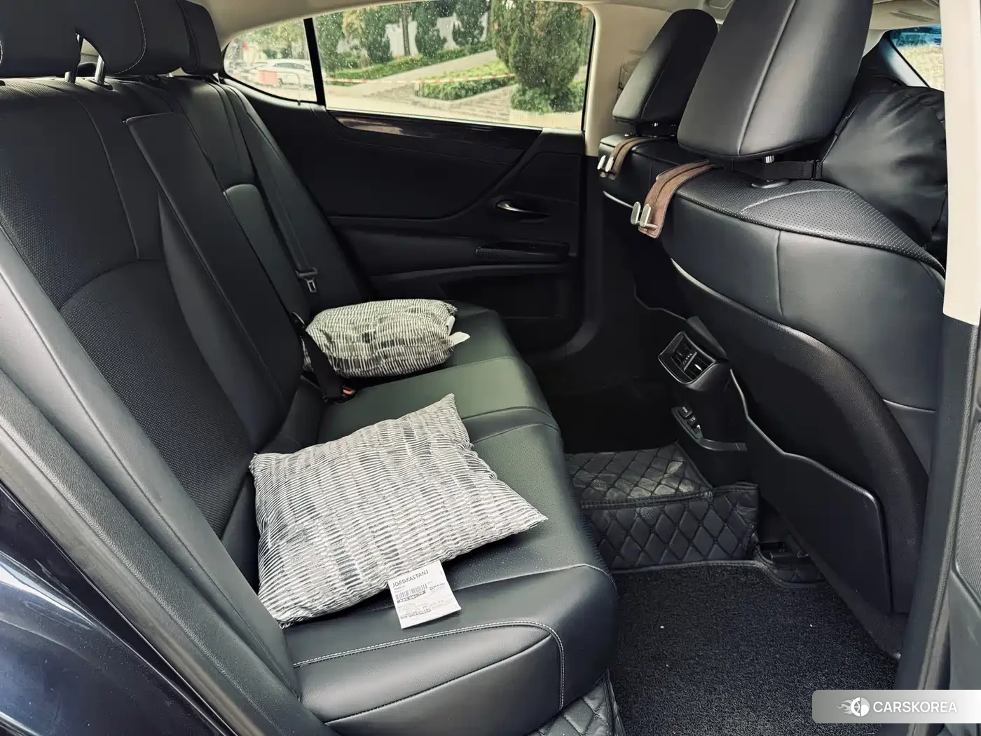 Lexus ES id 4576509 из Китая 27