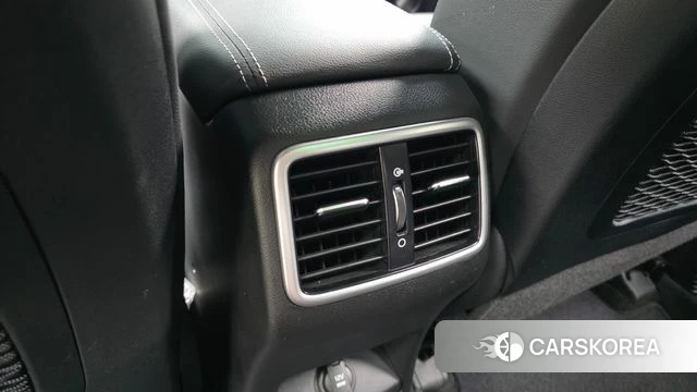 Kia Sportage The Bold id 4362157 из Кореи 27
