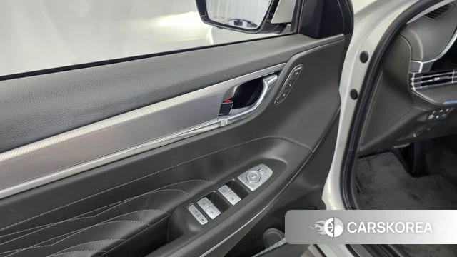 Hyundai The New Grandeur IG id 4396609 из Кореи 27