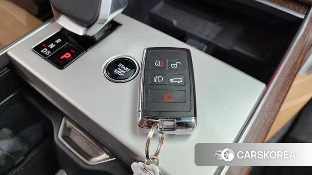 Land Rover Range Rover 5th Generation id 4696114 из Кореи 27