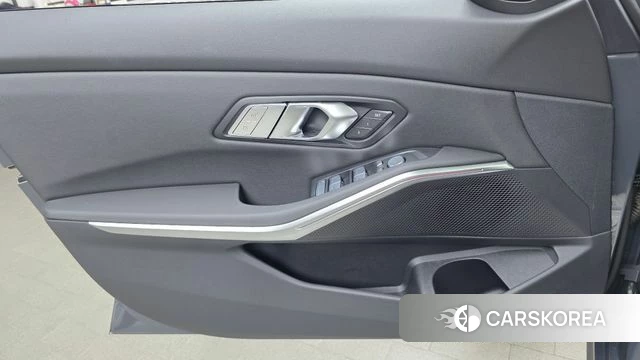BMW 3 Series (G20) id 4724930 из Кореи 27