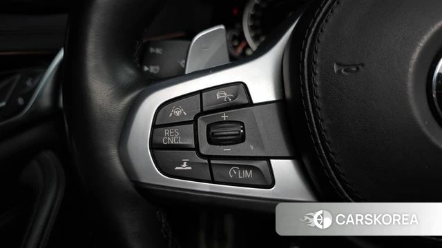 BMW 5 Series (G30) id 4286132 из Кореи 27