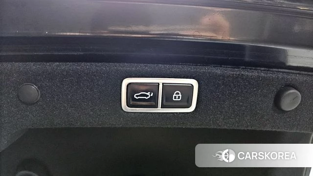 Hyundai Grandeur Hybrid (GN7) id 4281335 из Кореи 27