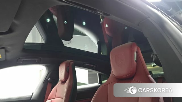 Porsche Taycan id 4223034 из Кореи 27