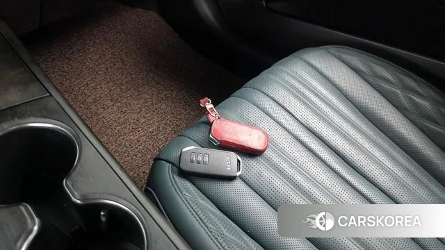 Kia K8 Hybrid id 4462844 из Кореи 27