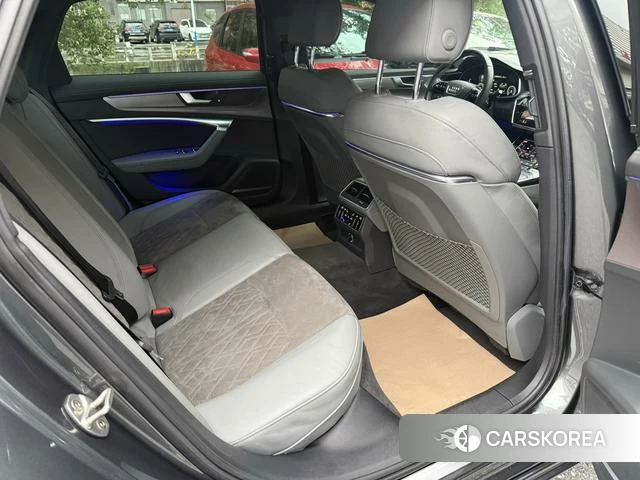 Audi A6L id 4365923 из Китая 27