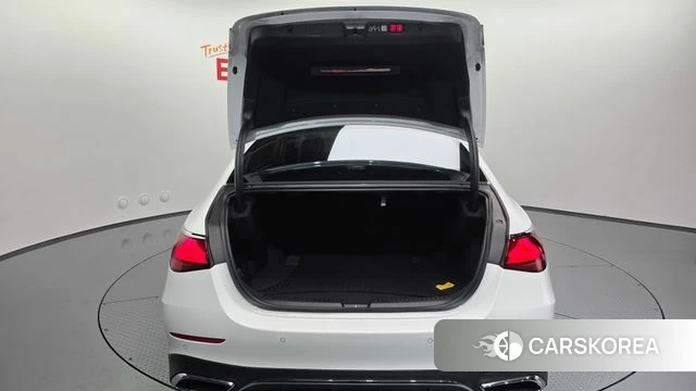 Mercedes-Benz E-Class W214 id 4602073 из Кореи 27