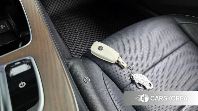 Mercedes-Benz E-Class W213 id 4603767 из Кореи 27