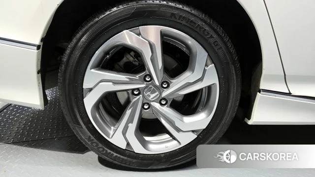 Honda Accord 10th Generation id 4331304 из Кореи 27