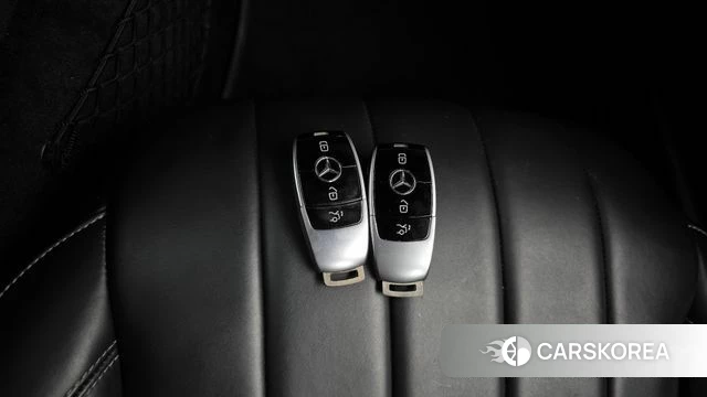 Mercedes-Benz E-Class W213 id 4672772 из Кореи 27